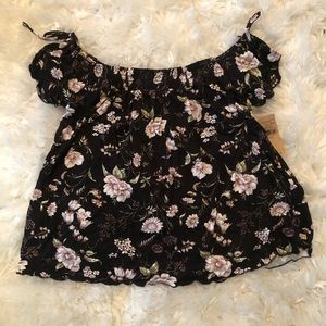Black Floral American Eagle Top